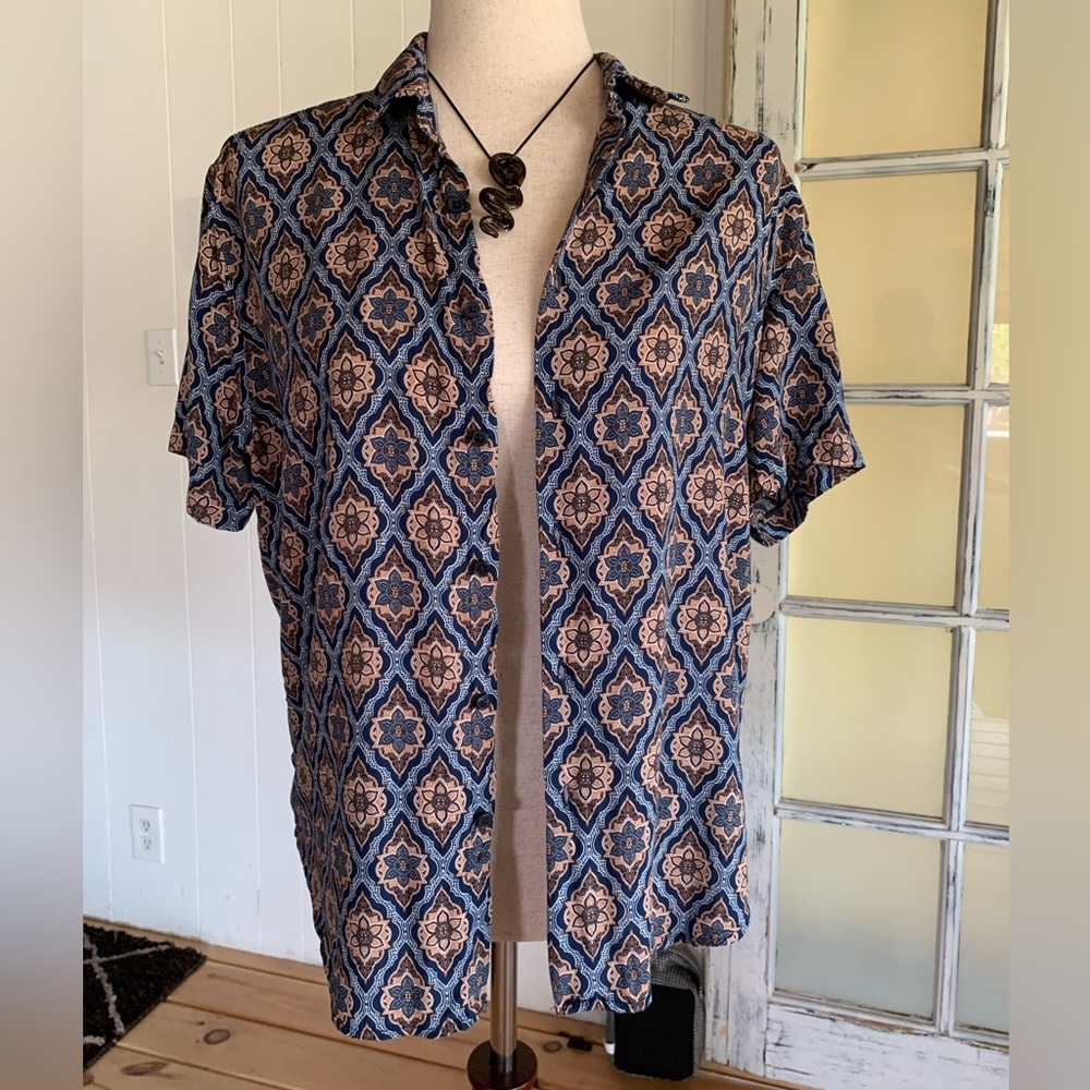 Rayon fluid sacred geometry like printed button down shirt